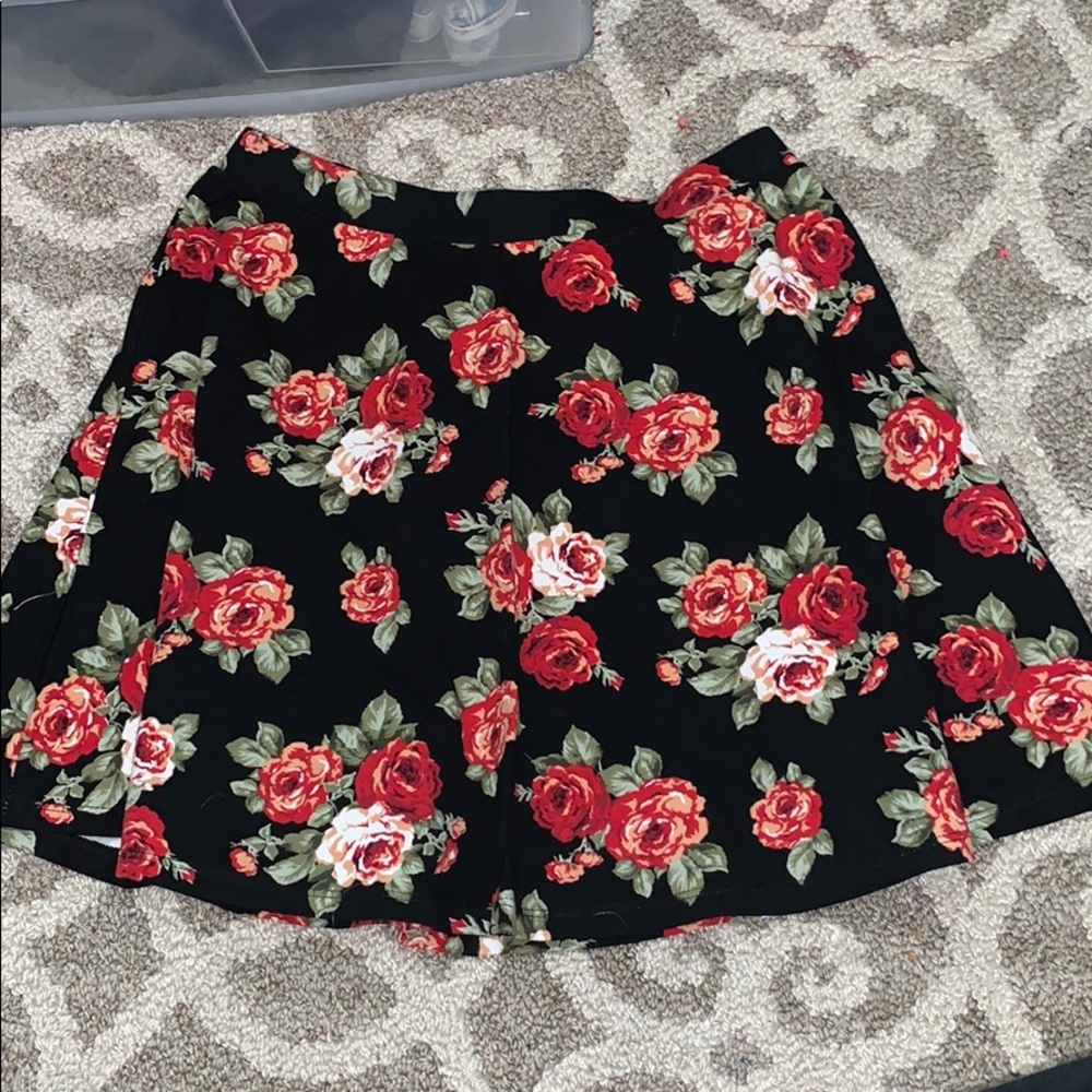 Floral black skirt